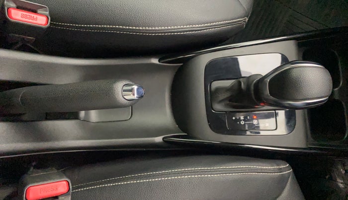 2023 Toyota Glanza V AMT, Petrol, Automatic, 33,410 km, Gear Lever