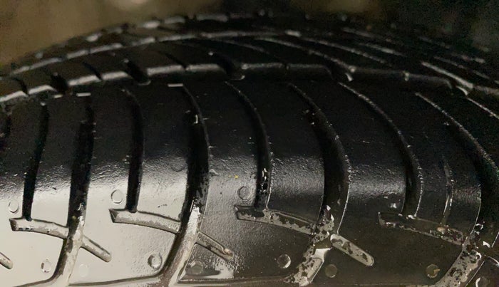 2021 Maruti New Wagon-R VXI 1.2, Petrol, Manual, 15,408 km, Right Front Tyre Tread