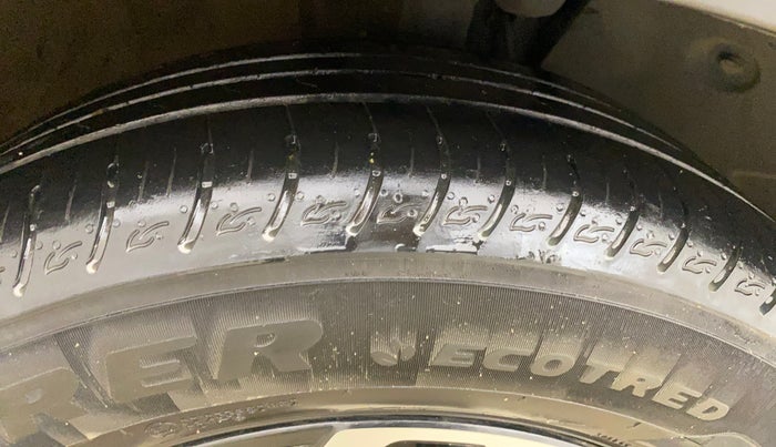 2023 KIA CARENS LUXURY PLUS 1.5 DIESEL AT 7 STR, Diesel, Automatic, 13,641 km, Right Front Tyre Tread