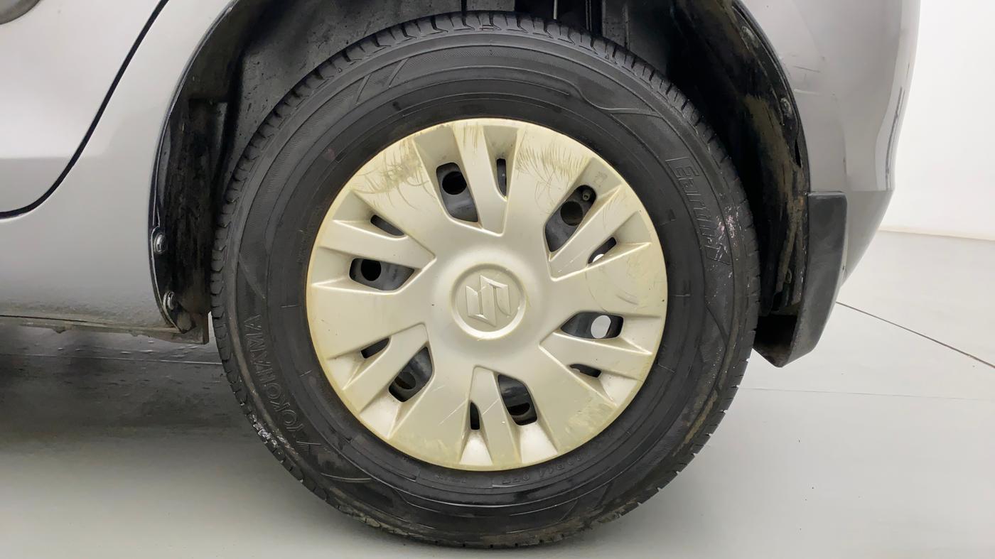 2011 Maruti Swift VXI, Petrol, Manual, 61,138 km, Left Rear Wheel