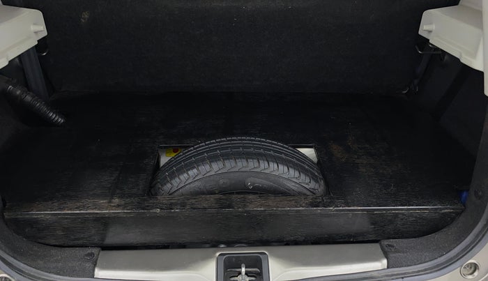 2022 Maruti New Wagon-R LXI CNG 1.0, CNG, Manual, 27,666 km, Boot Inside