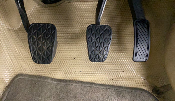 2020 Ford Figo Aspire TITANIUM 1.2 PETROL, Petrol, Manual, 74,744 km, Pedals