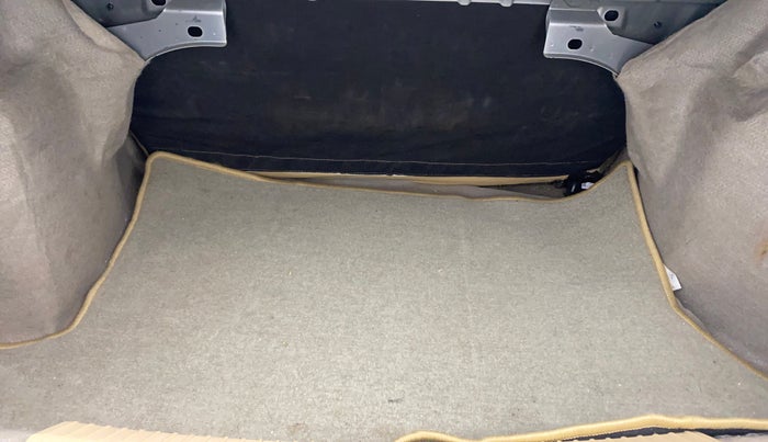 2020 Ford Figo Aspire TITANIUM 1.2 PETROL, Petrol, Manual, 74,744 km, Boot Inside