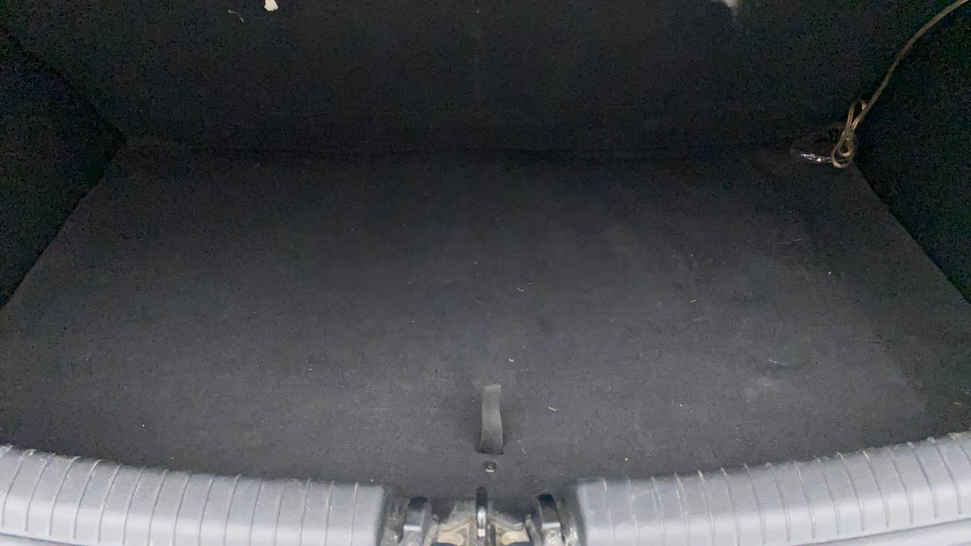 2017 Hyundai Grand i10 MAGNA 1.2 KAPPA VTVT, Petrol, Manual, 57,614 km, Boot Inside