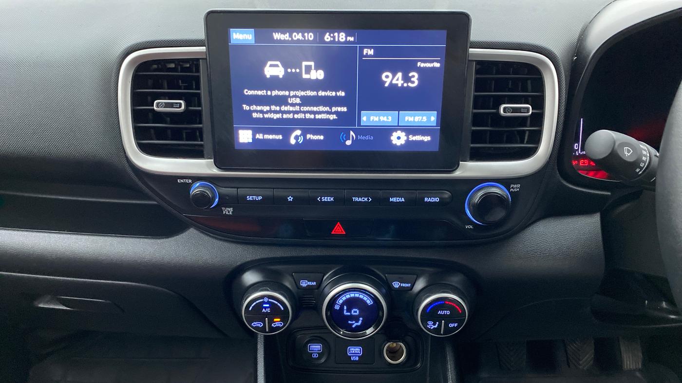 2021 Hyundai VENUE SX 1.0 TURBO, Petrol, Manual, 30,037 km, Air Conditioner