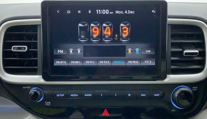 2022 Hyundai VENUE SX (O) 1.0 TURBO DCT, Petrol, Automatic, 8,105 km, Infotainment System
