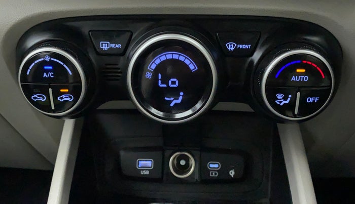 2022 Hyundai VENUE SX (O) 1.0 TURBO DCT, Petrol, Automatic, 8,105 km, Automatic Climate Control