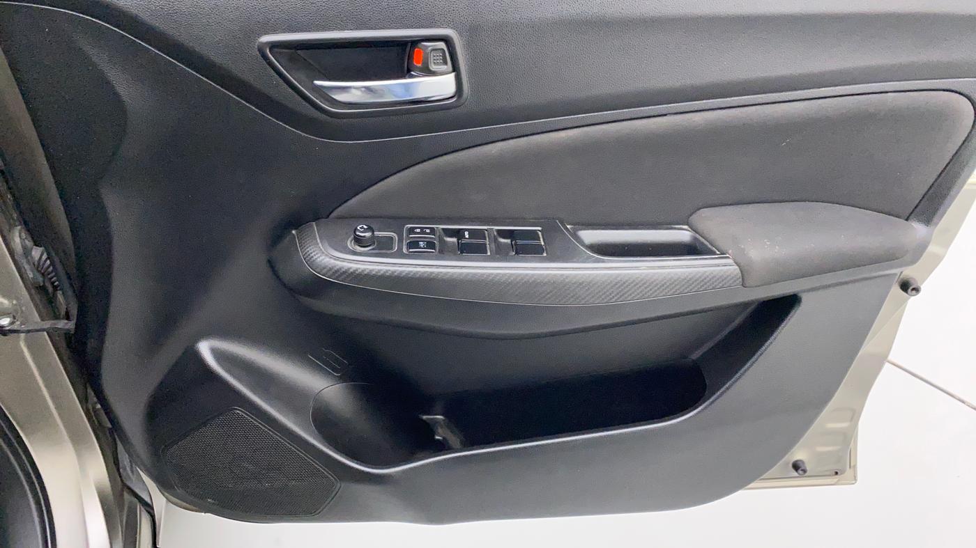 2018 Maruti Swift VXI D, Petrol, Manual, 25,619 km, Driver Side Door Panels Controls
