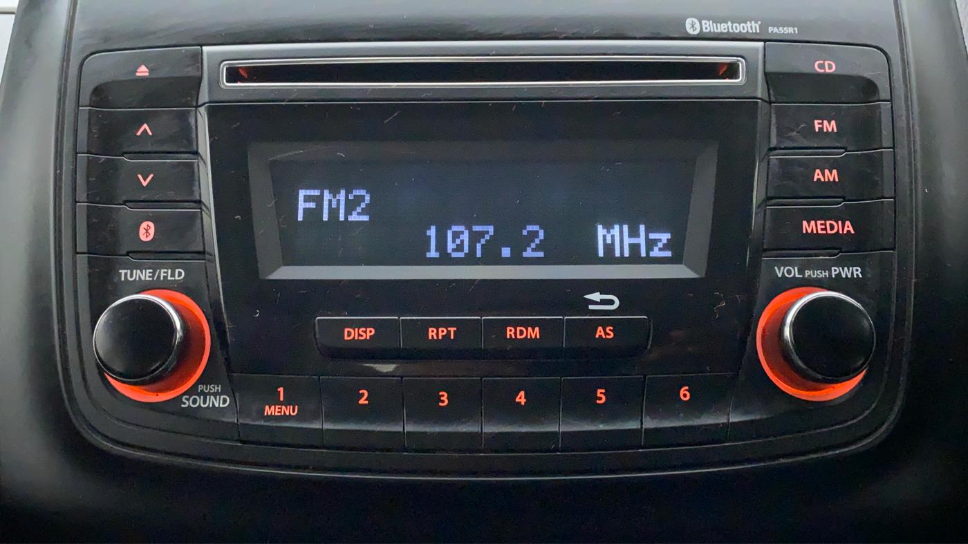 2018 Maruti Swift VXI D, Petrol, Manual, 25,619 km, Infotainment System