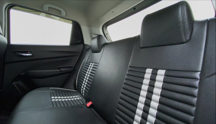 2018 Maruti Swift VXI D, Petrol, Manual, 25,619 km, Right Side Door Cabin View