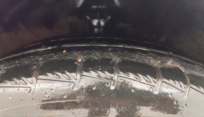 2019 Hyundai New Elantra 2.0 SX(O) AT PETROL, Petrol, Automatic, 38,824 km, Right Front Tyre Tread