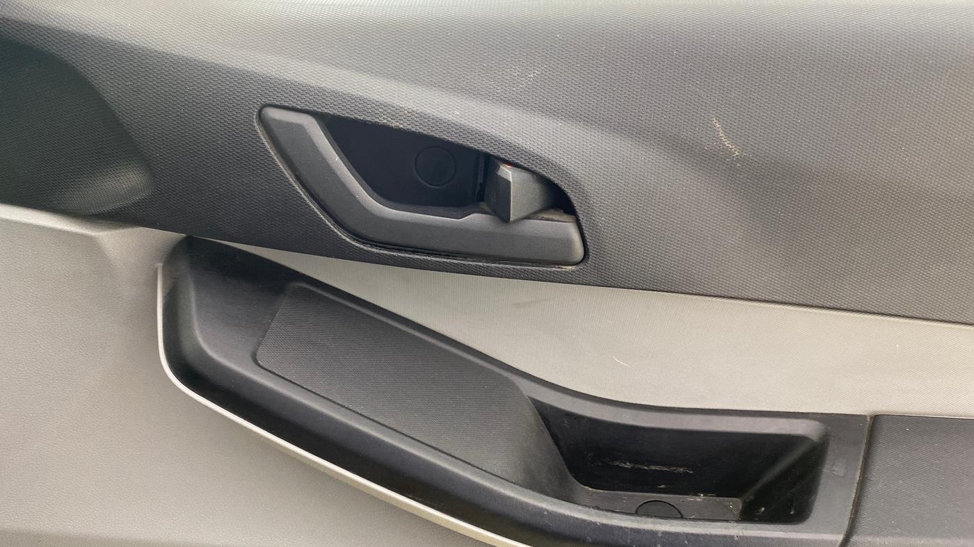 2021 Tata Tiago XE PETROL, Petrol, Manual, 66,390 km, Driver Side Door Panels Control