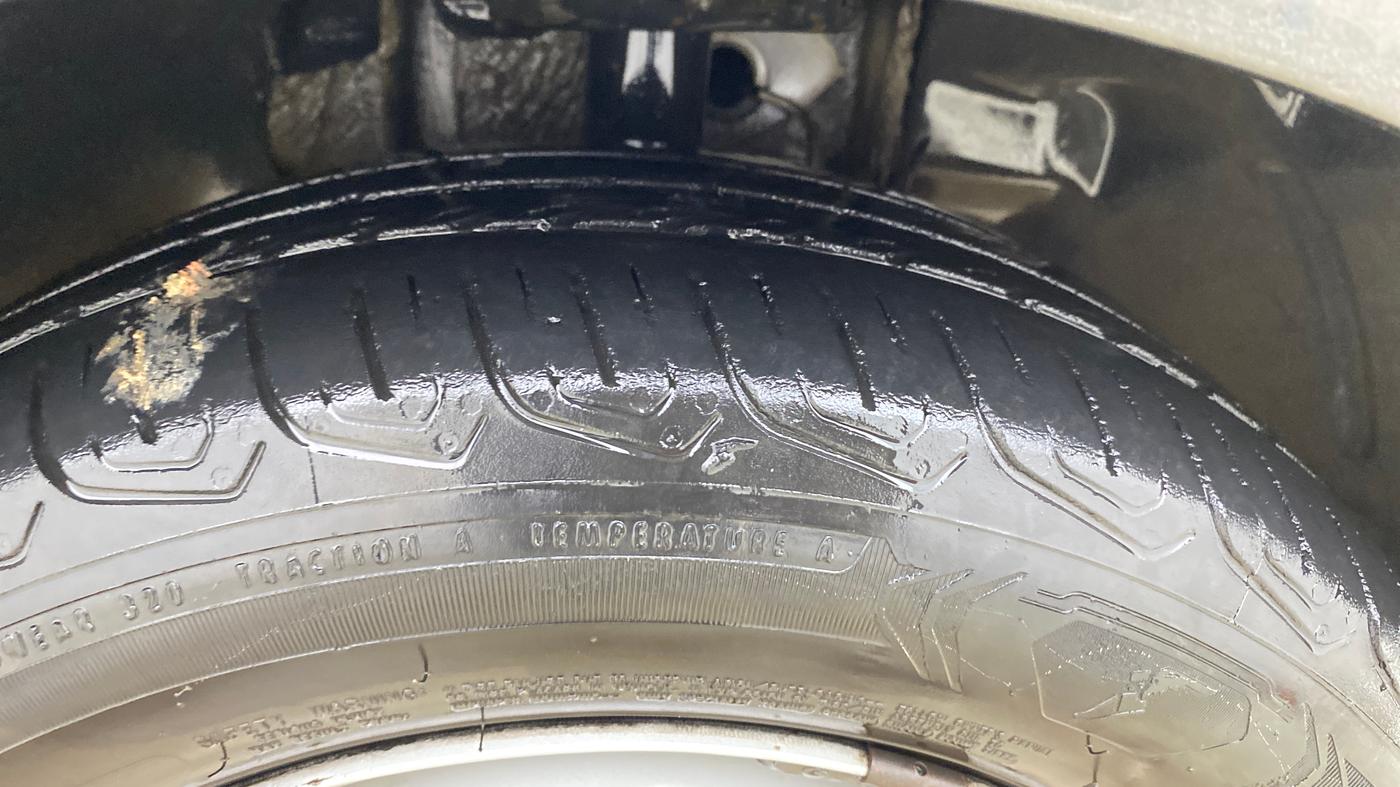 2021 Tata Tiago XE PETROL, Petrol, Manual, 66,390 km, Right Front Tyre Tread