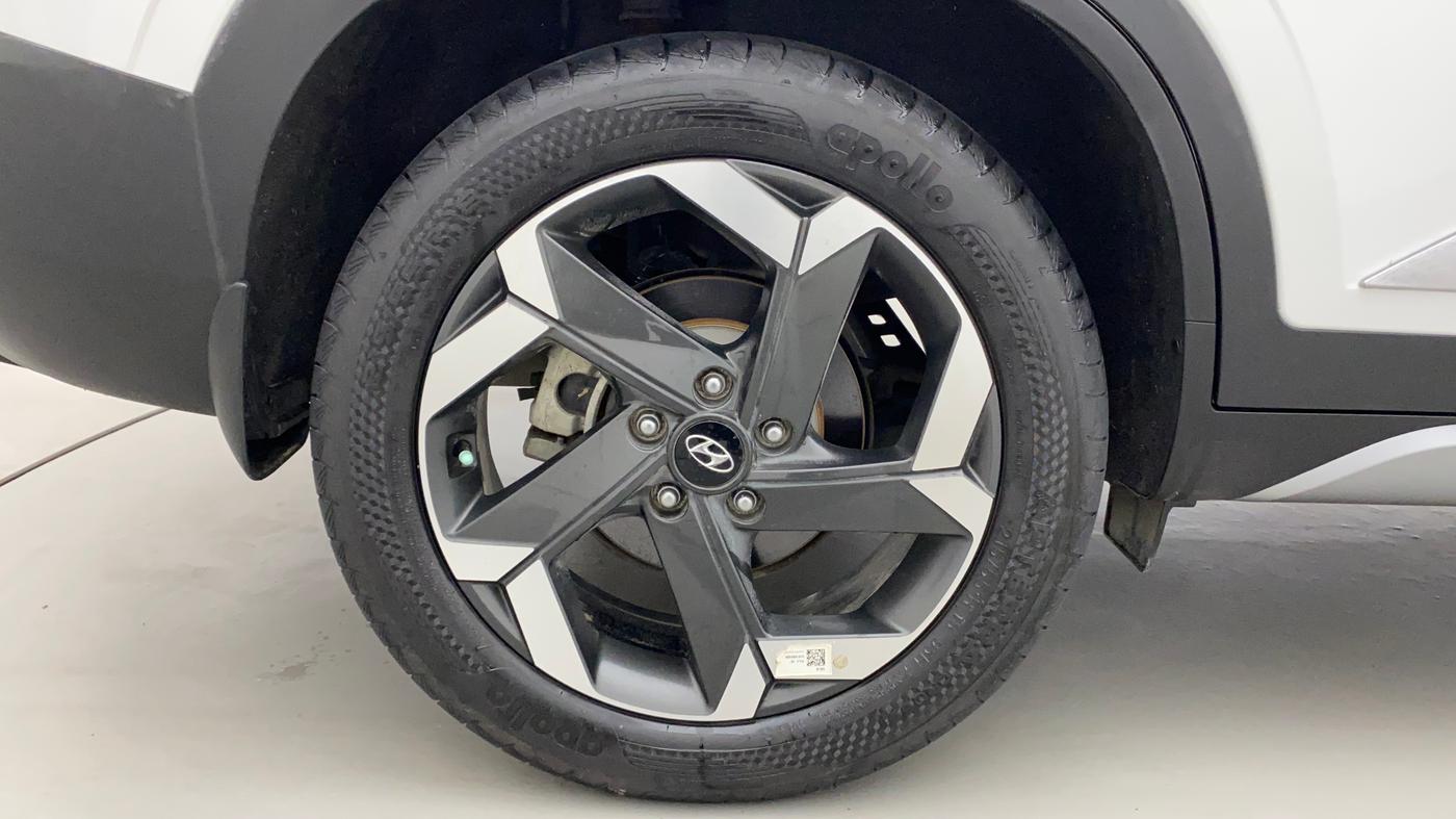 2022 Hyundai ALCAZAR PLATINUM 1.5 MT 7STR, Diesel, Manual, 23,365 km, Right Rear Wheel