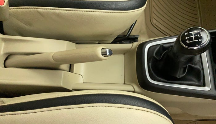 2018 Maruti Dzire VXI, Petrol, Manual, 66,879 km, Gear Lever
