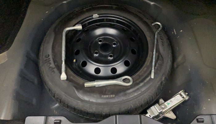 2018 Maruti Dzire VXI, Petrol, Manual, 66,879 km, Spare Tyre