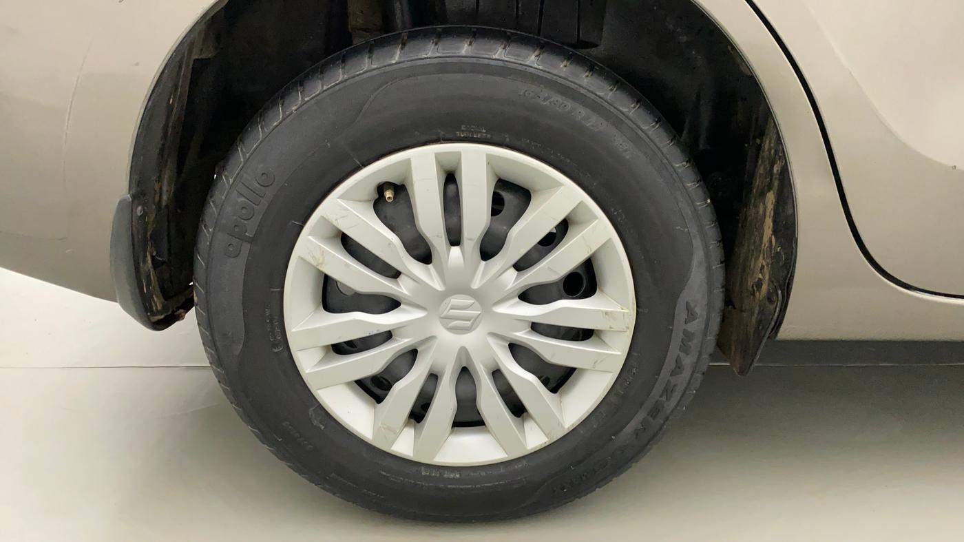2018 Maruti Dzire VXI, Petrol, Manual, 66,879 km, Right Rear Wheel