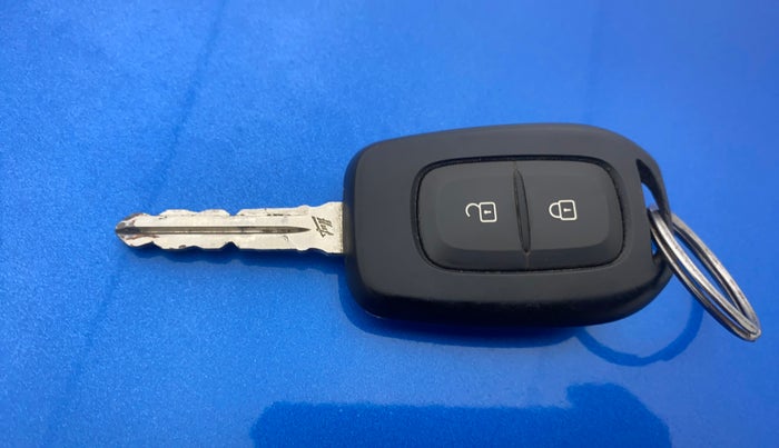 2019 Renault Duster RXS CVT, Petrol, Automatic, 16,867 km, Key Close Up