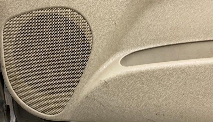 2018 Maruti Celerio VXI CNG, CNG, Manual, 79,923 km, Infotainment system - Front speakers missing / not working