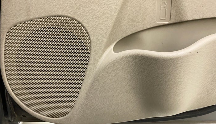 2018 Maruti Celerio VXI CNG, CNG, Manual, 79,923 km, Infotainment system - Rear speakers missing / not working