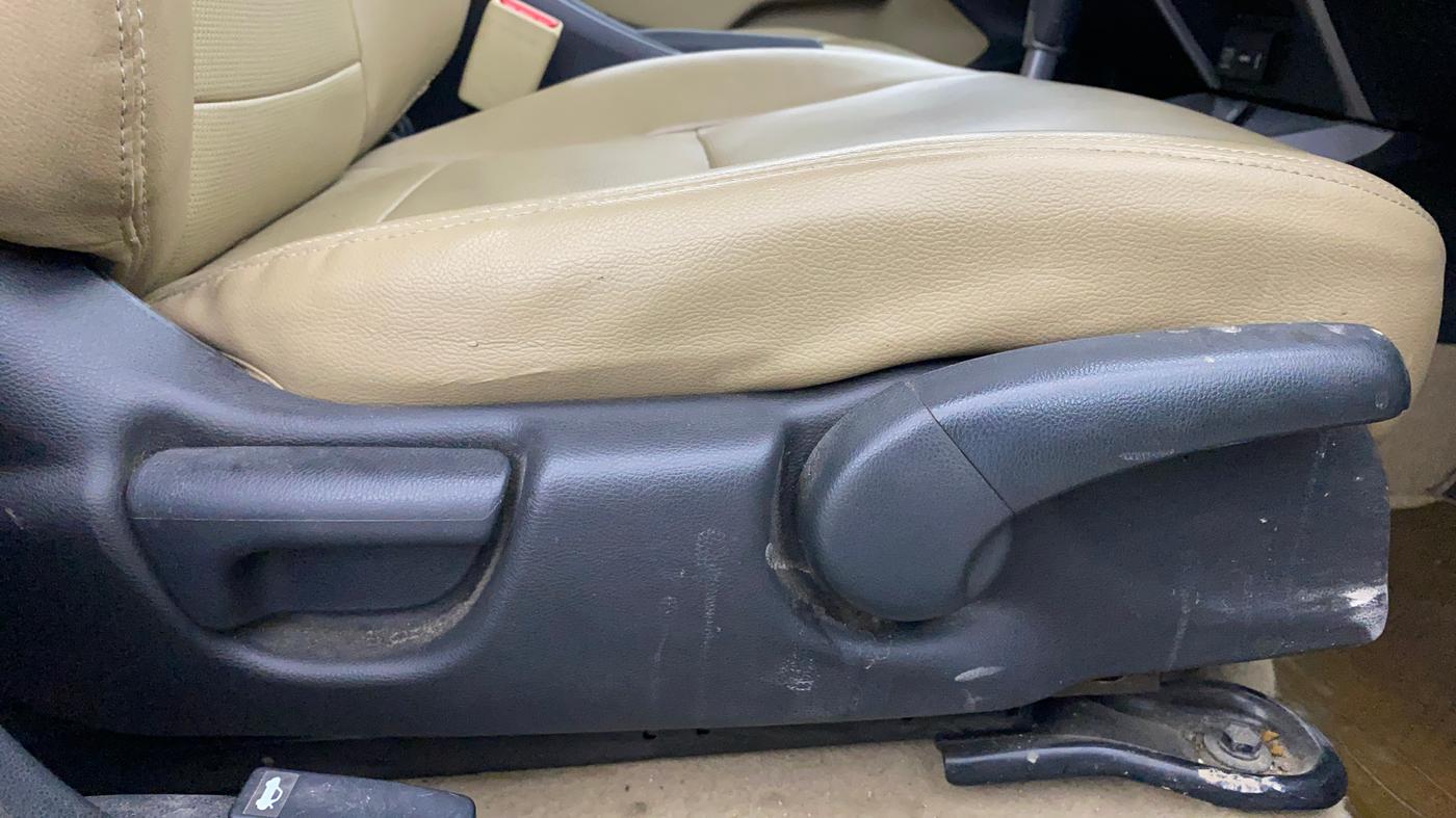 2019 Honda City 1.5L I-VTE V CVT, Petrol, Automatic, 1,08,300 km, Driver Side Adjustment Panel