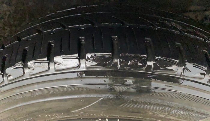 2019 Honda City 1.5L I-VTE V CVT, Petrol, Automatic, 1,08,219 km, Right Front Tyre Tread