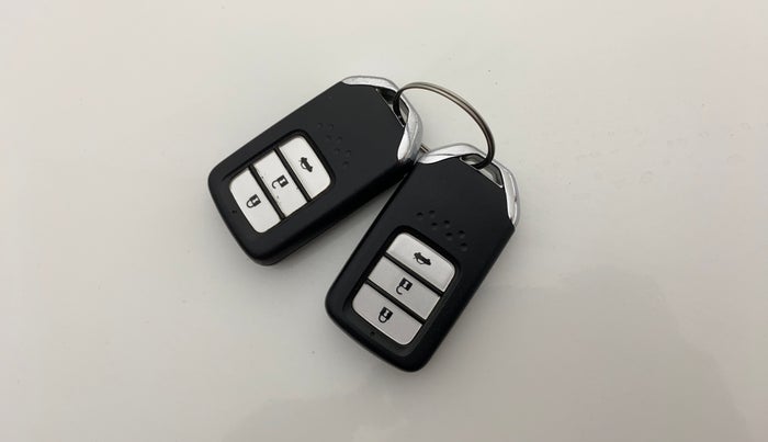 2019 Honda City 1.5L I-VTE V CVT, Petrol, Automatic, 1,08,219 km, Key Close Up