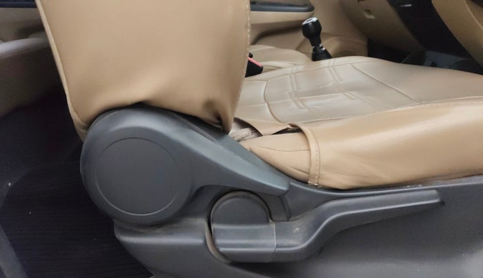 2020 Honda Amaze 1.2L I-VTEC S, Petrol, Manual, 85,968 km, Driver Side Adjustment Panel