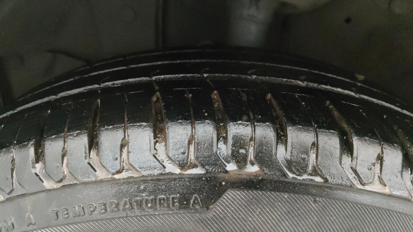 2020 Honda Amaze 1.2L I-VTEC S, Petrol, Manual, 85,968 km, Left Front Tyre Tread