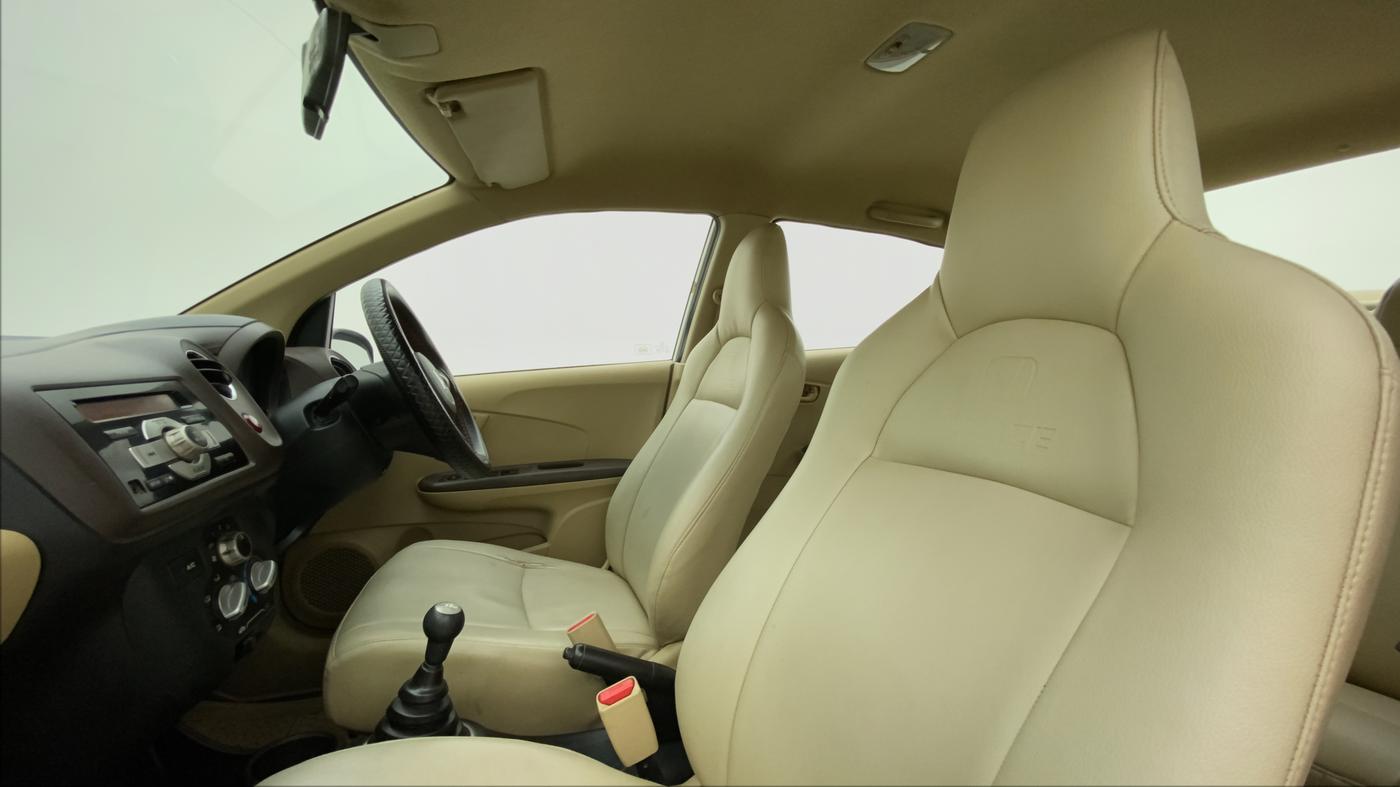 2013 Honda Amaze 1.2L I-VTEC S, Petrol, Manual, 62,959 km, Right Side Front Door Cabin