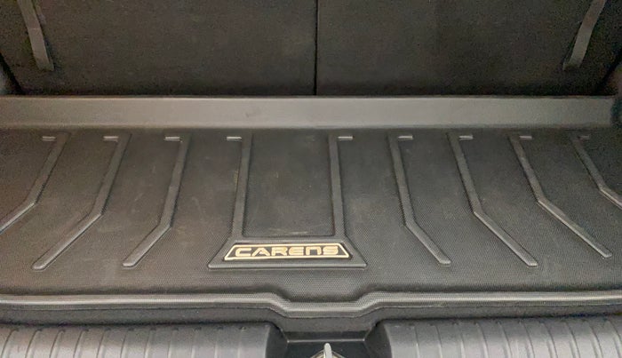 2023 KIA CARENS LUXURY PLUS 1.5 IMT PETROL, Petrol, Manual, 32,480 km, Boot Inside