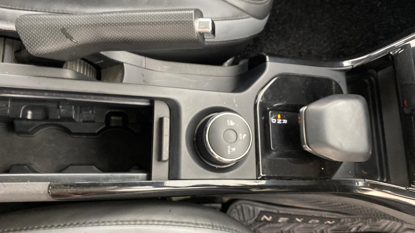 2025 Tata NEXON CREATIVE+ AMT 1.2 PETROL, Petrol, Automatic, 20,665 km, Gear Lever