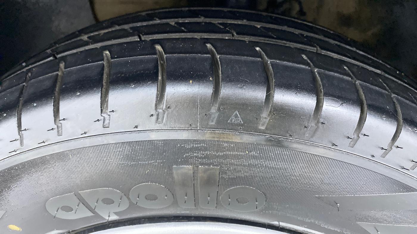 2014 Hyundai Elite i20 SPORTZ 1.2, Petrol, Manual, 62,262 km, Left Front Tyre Tread