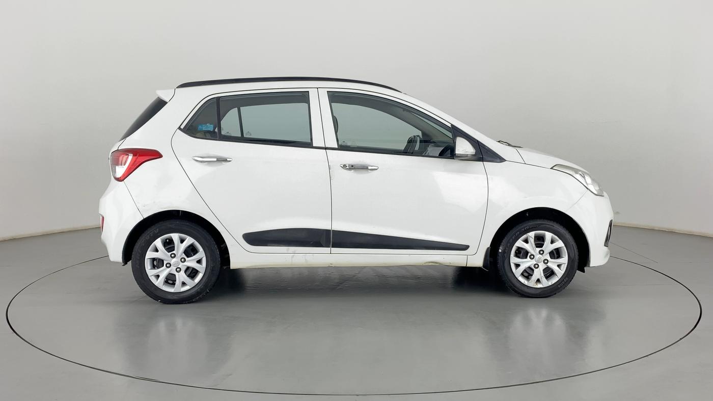 2014 Hyundai Grand i10 SPORTZ 1.2 KAPPA VTVT, Petrol, Manual, 96,601 km, Right Side View