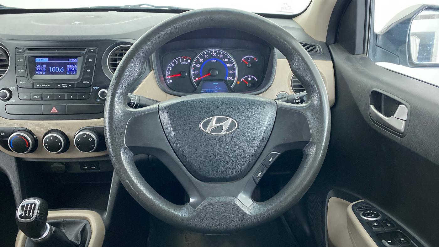 2014 Hyundai Grand i10 SPORTZ 1.2 KAPPA VTVT, Petrol, Manual, 96,601 km, Steering Wheel Close Up