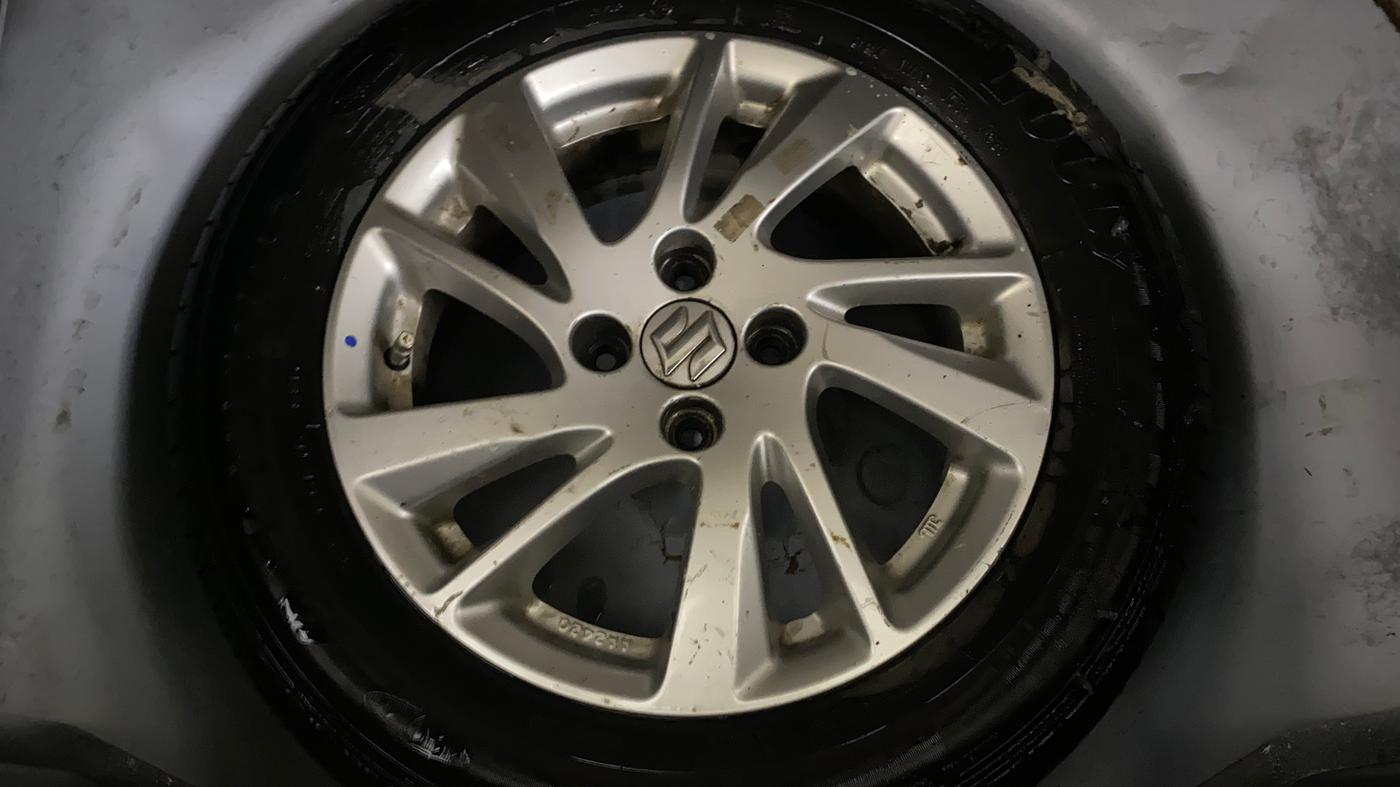 2014 Maruti Swift ZXI, Petrol, Manual, 76,106 km, Spare Tyre