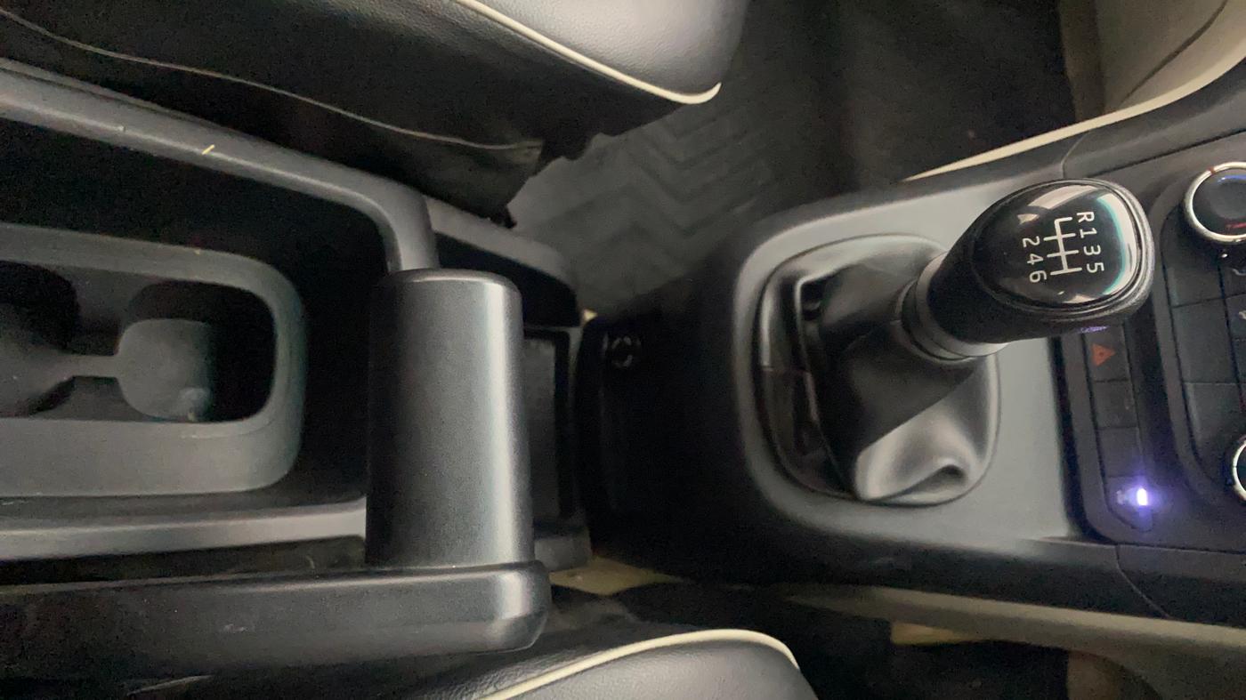 2020 Mahindra MARAZZO M2 8 STR, Diesel, Manual, 74,713 km, Gear Lever