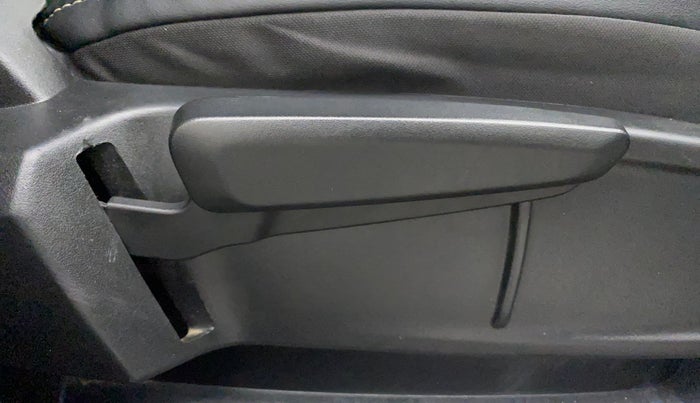 2022 Tata ALTROZ XZA PLUS, Petrol, Automatic, 20,955 km, Driver Side Adjustment Panel
