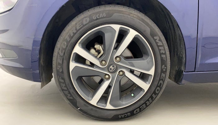 2022 Tata ALTROZ XZA PLUS, Petrol, Automatic, 20,955 km, Left Front Wheel