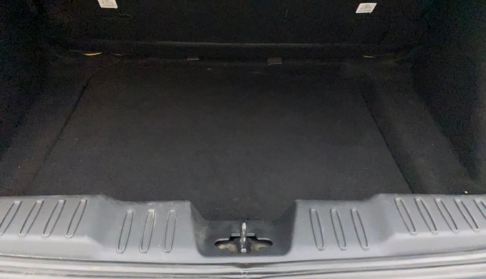 2022 Tata ALTROZ XZA PLUS, Petrol, Automatic, 20,955 km, Boot Inside