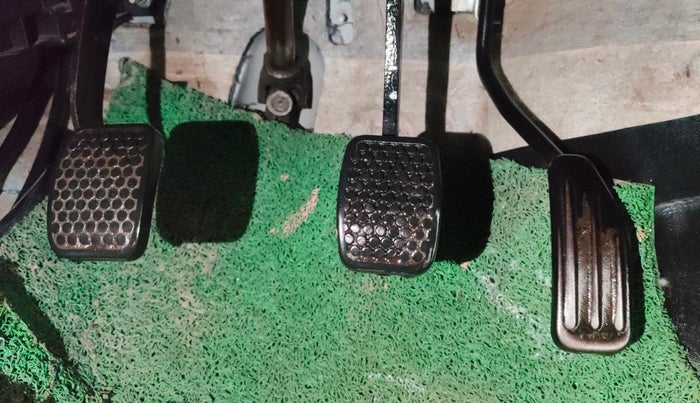 2014 Maruti Alto 800 LXI, CNG, Manual, 63,944 km, Pedals