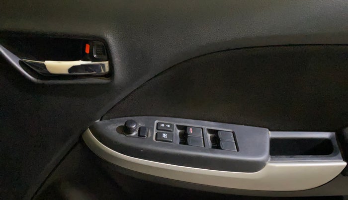 2016 Maruti Baleno ZETA PETROL 1.2, Petrol, Manual, 77,113 km, Driver Side Door Panels Control