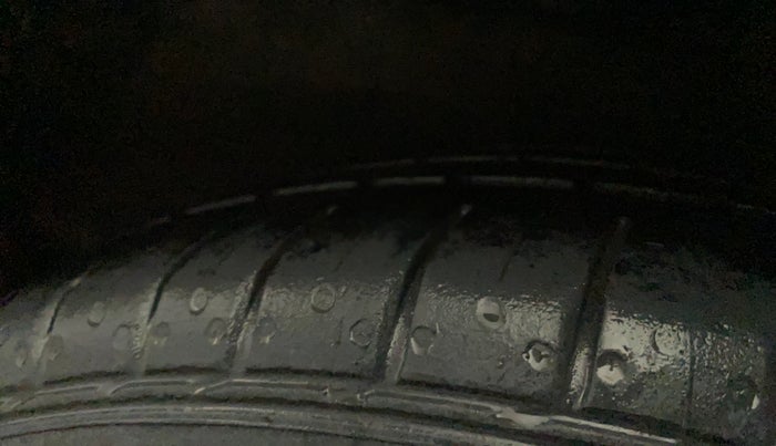 2016 Maruti Baleno ZETA PETROL 1.2, Petrol, Manual, 77,113 km, Left Rear Tyre Tread