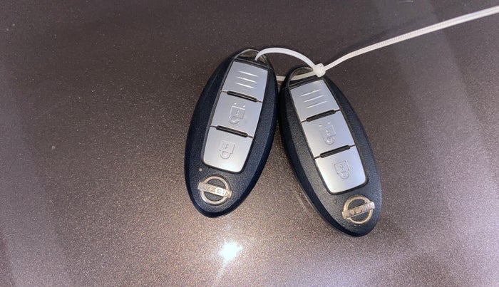 2021 Nissan MAGNITE XV MT, Petrol, Manual, 44,540 km, Key Close Up