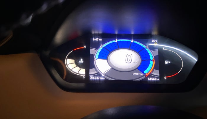 2021 Nissan MAGNITE XV MT, Petrol, Manual, 44,540 km, Odometer Image