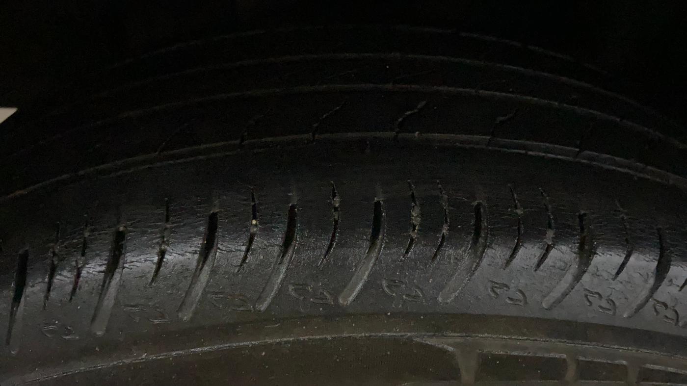 2021 Nissan MAGNITE XV MT, Petrol, Manual, 44,540 km, Right Rear Tyre Tread