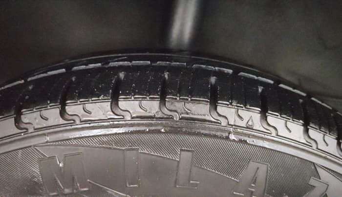 2019 Hyundai NEW SANTRO SPORTZ CNG, CNG, Manual, 66,345 km, Right Rear Tyre Tread