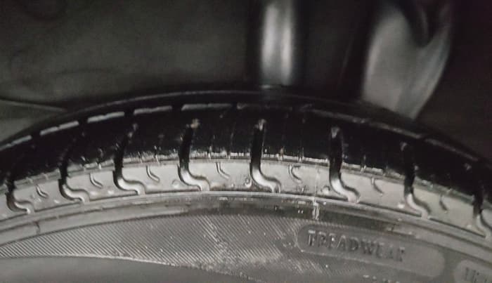 2019 Hyundai NEW SANTRO SPORTZ CNG, CNG, Manual, 66,345 km, Left Rear Tyre Tread