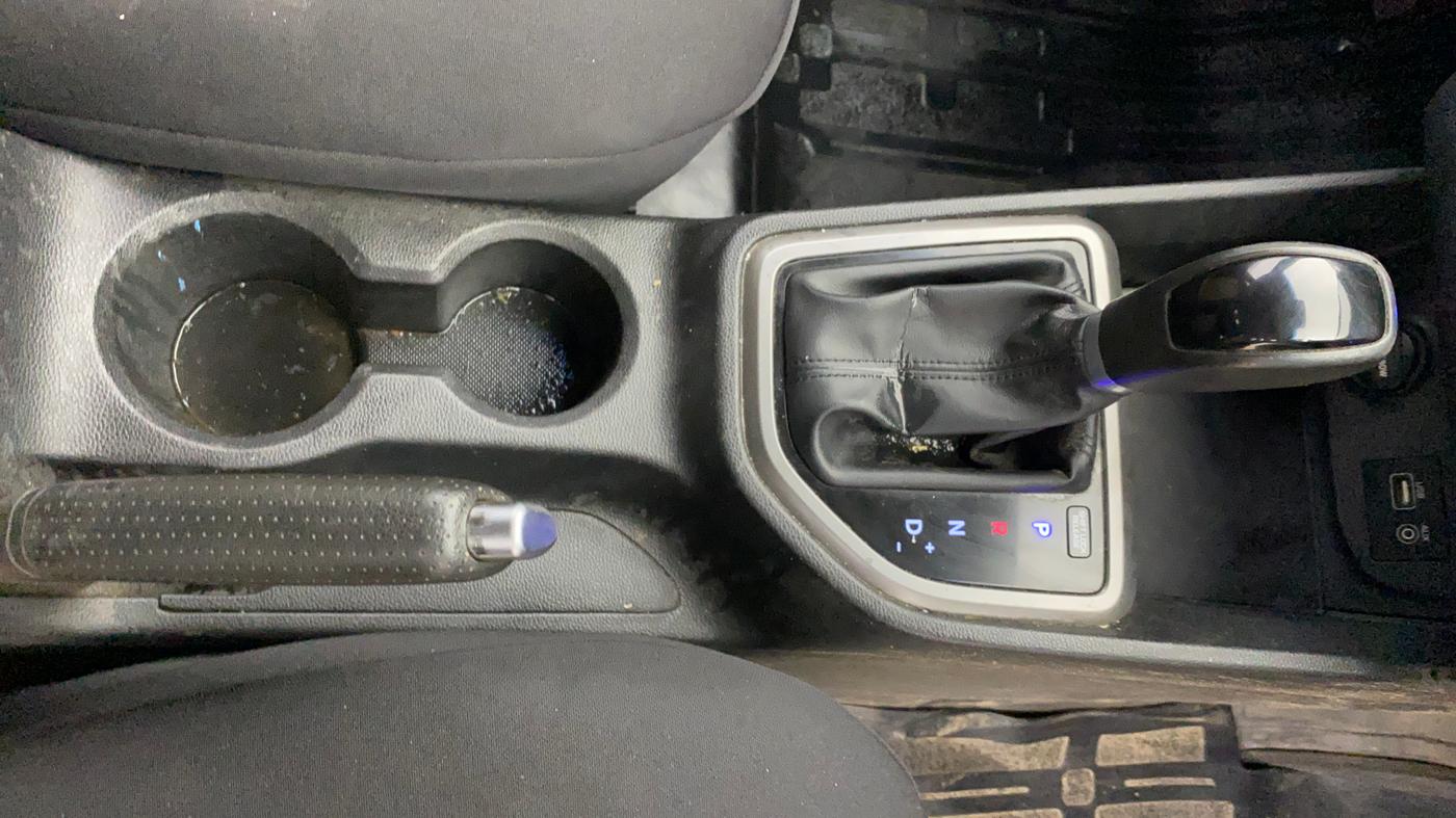 2016 Hyundai Creta SX PLUS AT 1.6 PETROL, Petrol, Automatic, 1,01,829 km, Gear Lever