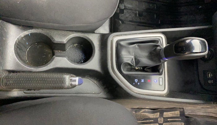 2016 Hyundai Creta SX PLUS AT 1.6 PETROL, Petrol, Automatic, 1,01,744 km, Gear Lever